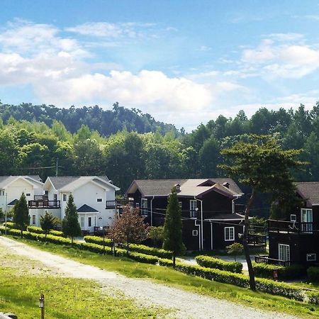 Resort Feliz Pyeongchang Exterior photo