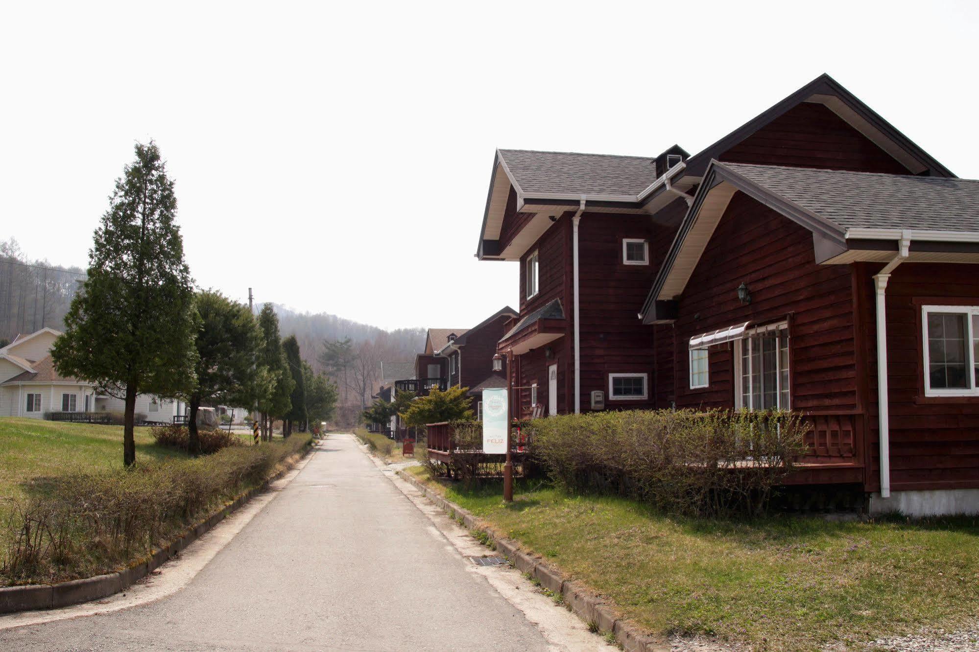 Resort Feliz Pyeongchang Exterior photo